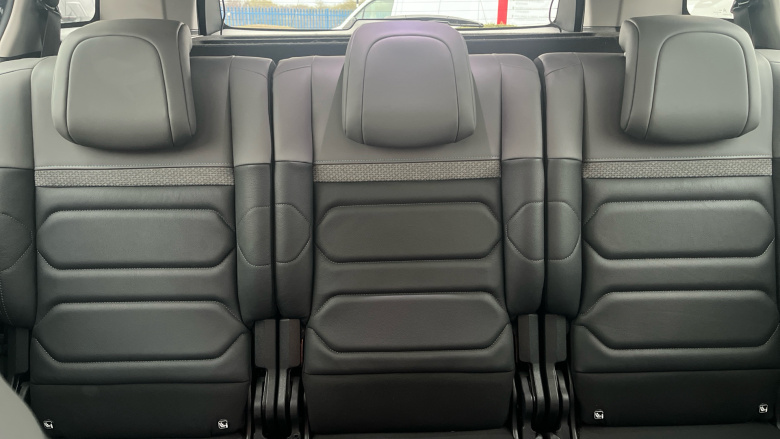 Citroen C5 Aircross 1.6 Plug-in Hybrid C-Series Edition 5dr e-EAT8 Hatchback